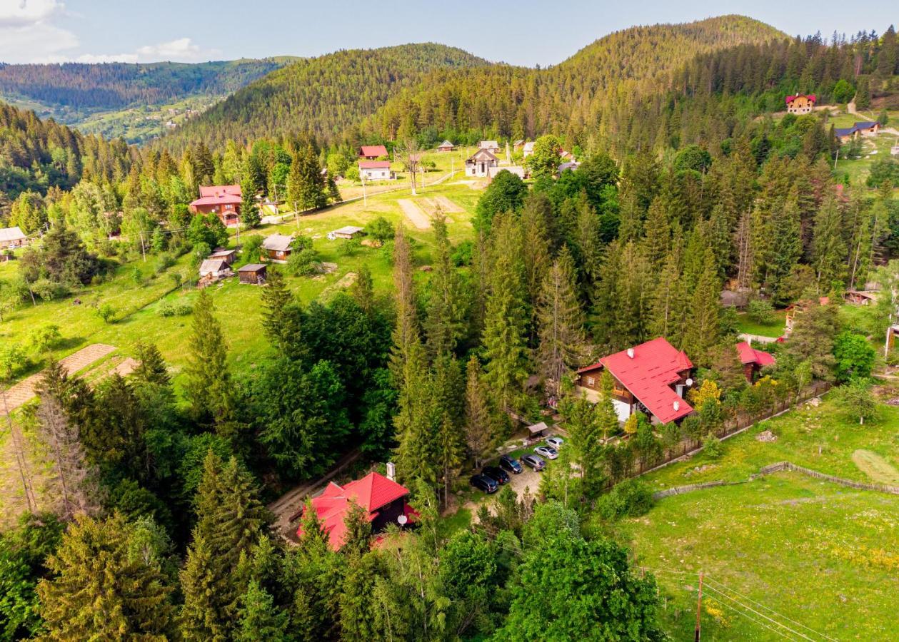 Микулин Хутірець Mîkulîciîn Exterior foto